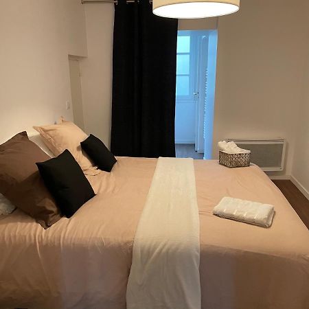 T1 bis 35 m2 lit queen size tout équipé Pau Exterior foto